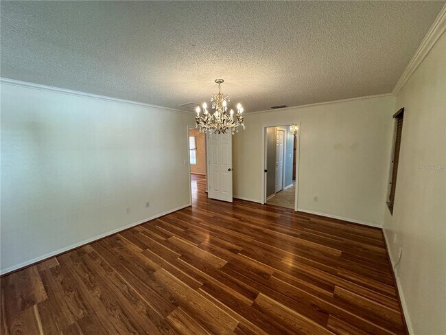 Building Photo - 302 Bluff Pass Dr