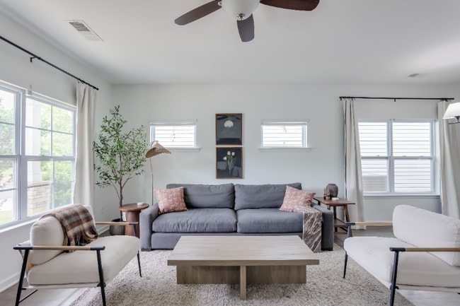 Building Photo - 316 Autumn Mist Dr