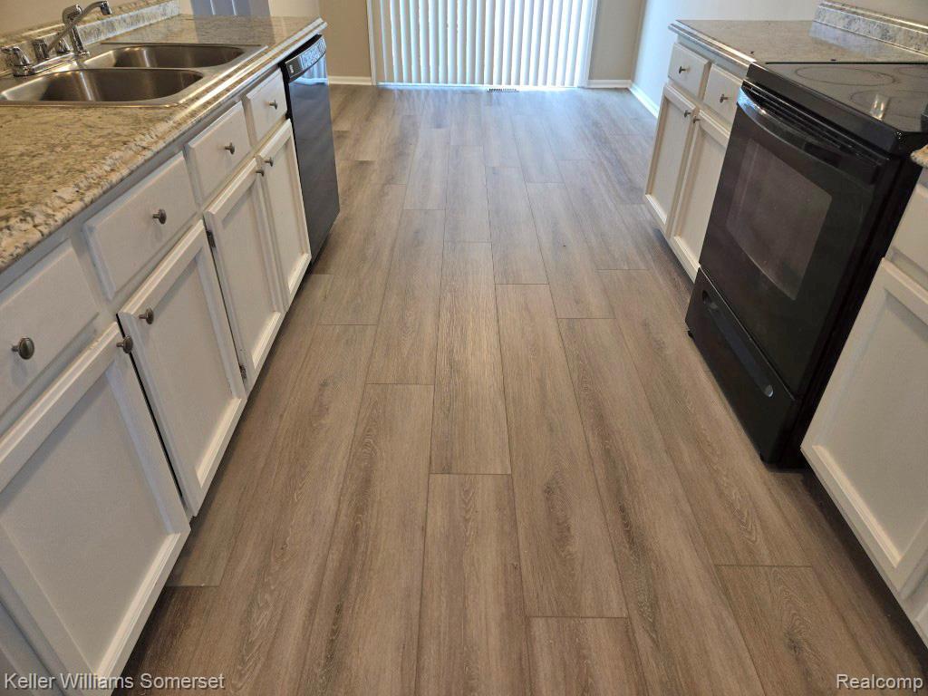 Building Photo - 71 Meadow Wood Dr