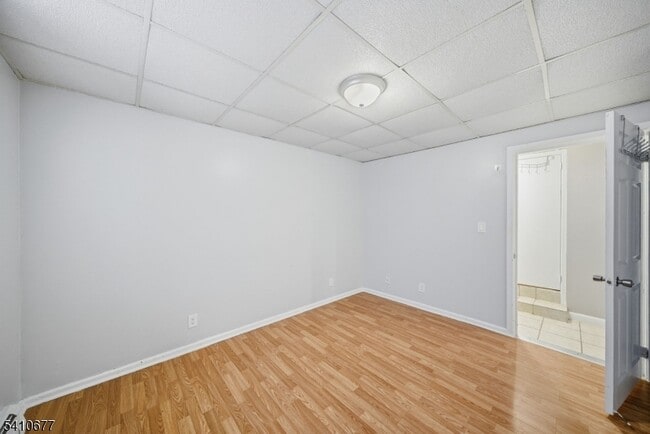 Building Photo - 245 Pierre Ave