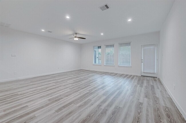 Building Photo - 13426 Sombrero Cay Dr