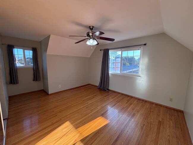 Building Photo - CAMBRIAN - Beautifully maintained home with hardwood floors and central A/C.