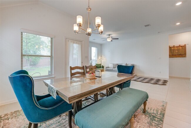 Building Photo - 13026 Sheildaig St