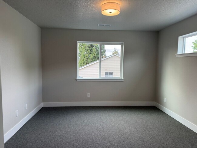 Building Photo - Beautiful Three Bedroom New Construction Home For Rent