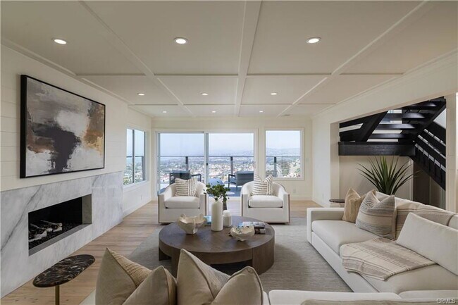 Building Photo - 303 E Avenida Cordoba