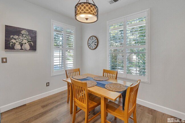 Building Photo - 10459 Summershade Ln