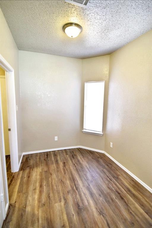 Building Photo - 4201 Bluestem Ln