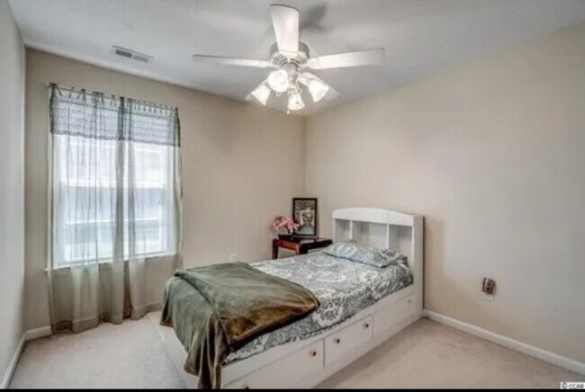Building Photo - 3124 Ivy Lea Dr