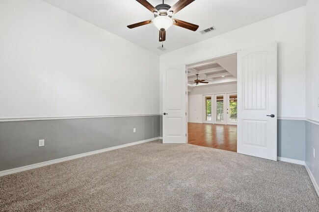 Building Photo - 1705 19th St