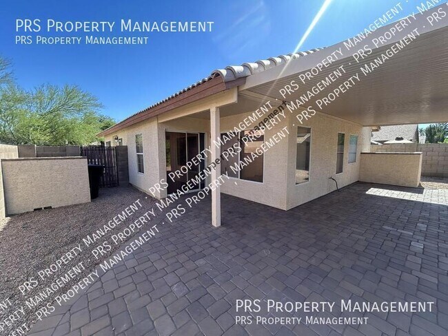 Building Photo - 718 W Constitution Dr