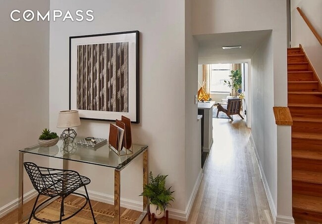 Building Photo - 666 Greenwich St