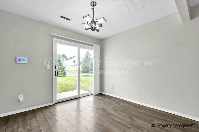 Building Photo - 1380 Chickweed St