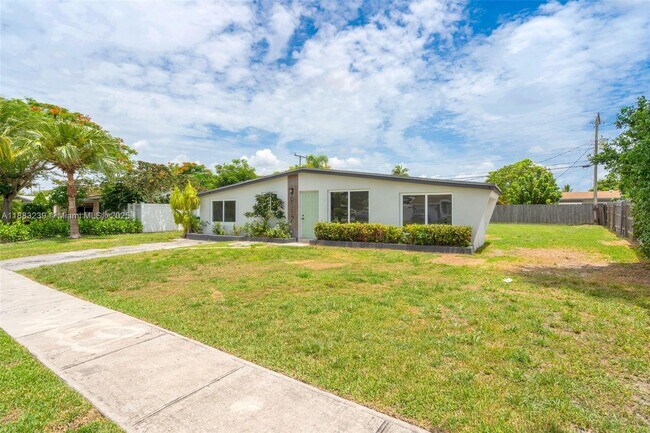Primary Photo - 6117 NW 9th St