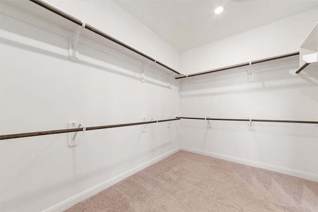 Building Photo - 1984 Highland Meadows Dr