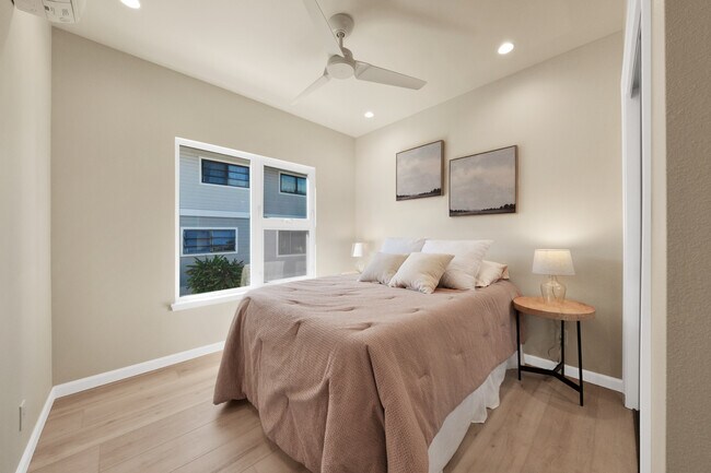 Upstairs Bedroom 1 - 1729 Keeaumoku St