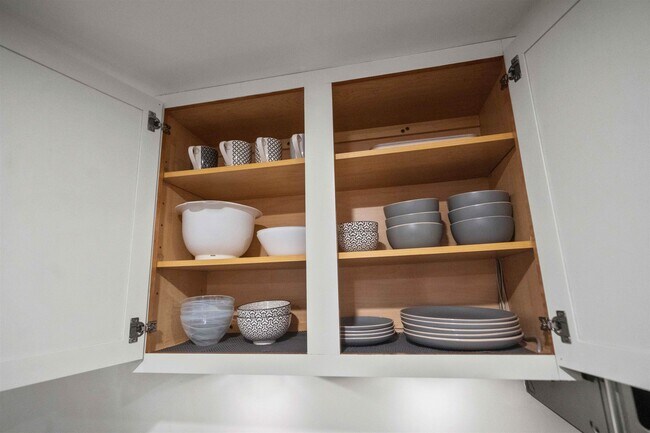 Building Photo - 4301 Park Ave