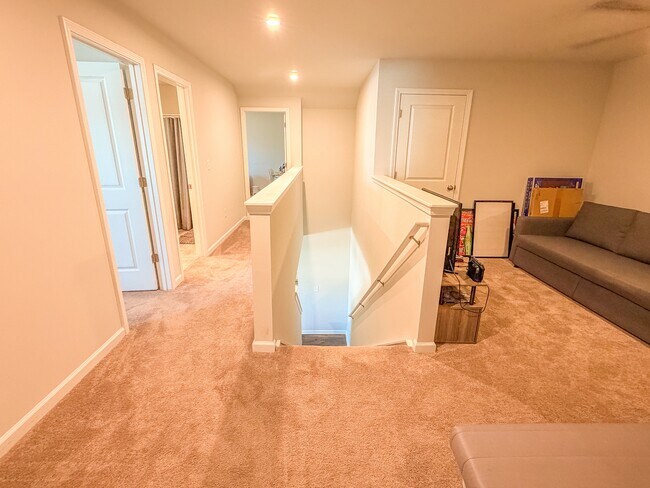 Building Photo - 203 Boneset Dr