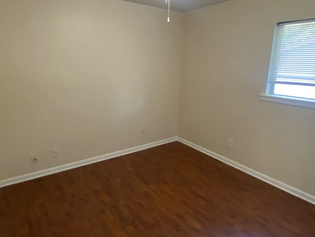 Building Photo - 22 Wisteria Dr