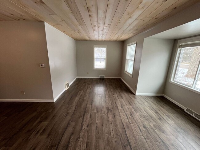 Building Photo - 2 Bed 1 Bath Single Family Home in Wausau