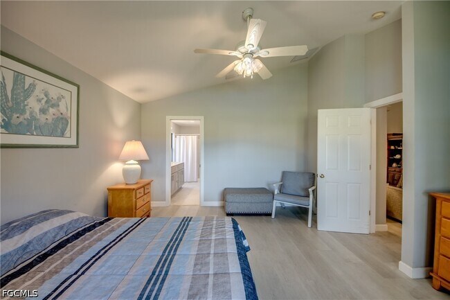 Building Photo - 15472 Admiralty Cir
