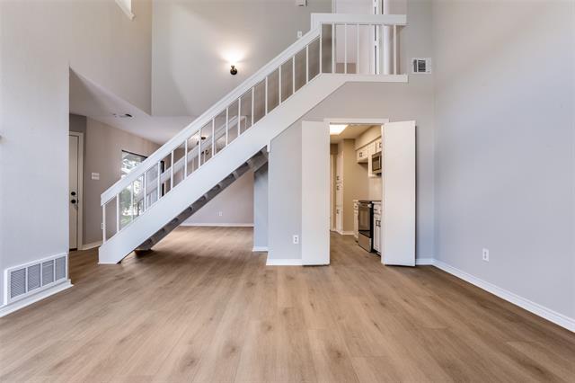 Building Photo - 2605 Centaurus Dr