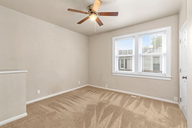 Building Photo - Single Family Norfolk Home