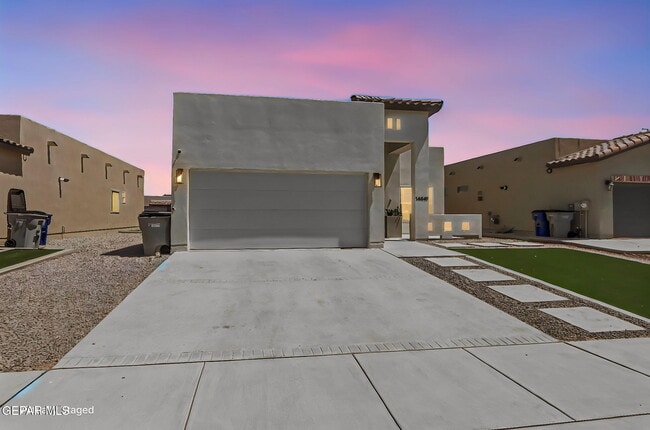 Building Photo - 14941 Tierra Coruna Ave