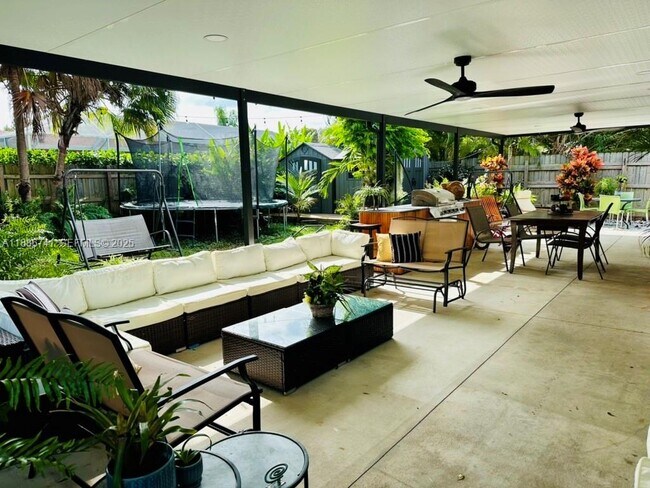 Building Photo - 8410 SW 201st St