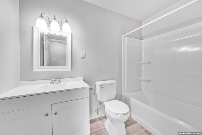 Building Photo - Ridge on Calumet