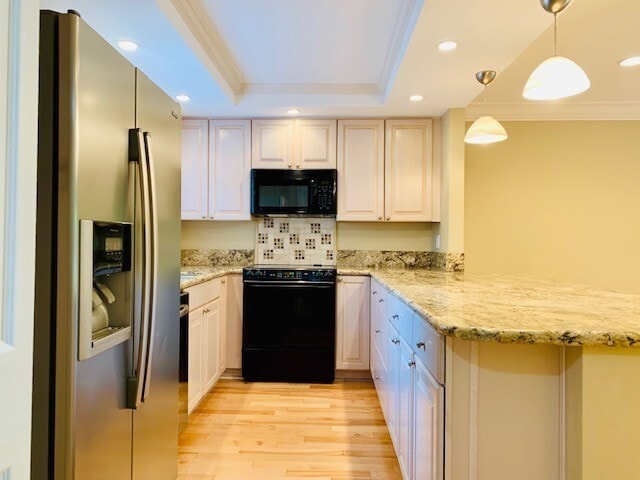 Building Photo - INCREDIBLE 3BD/3BA TOWNHOME IN THE DEL CHA...