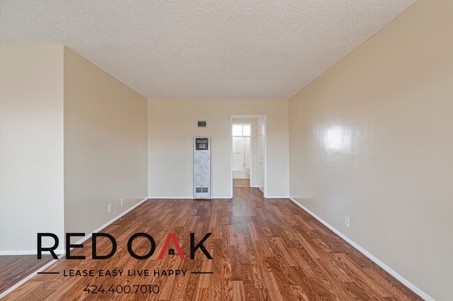 Building Photo - 3544 Brenton Ave