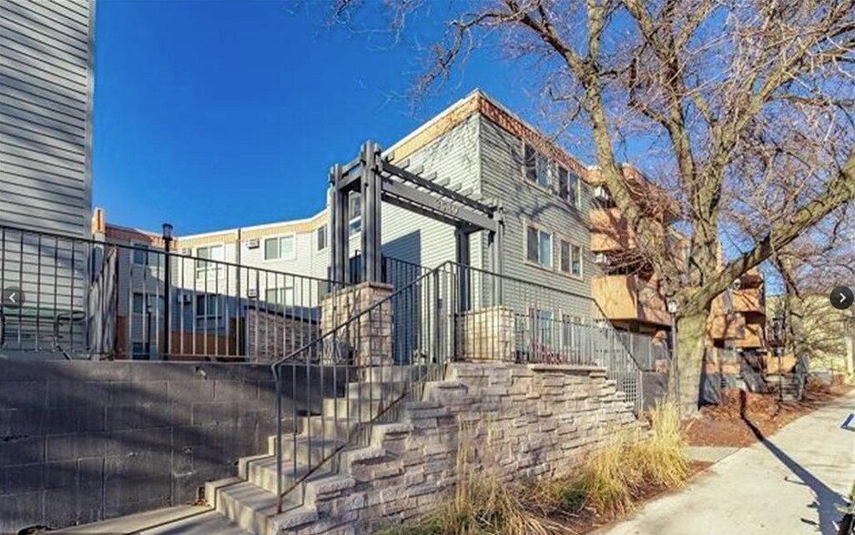 Building Photo - 3540 Hennepin Ave #217