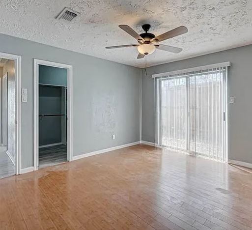 Building Photo - 3610 Vineyard Dr