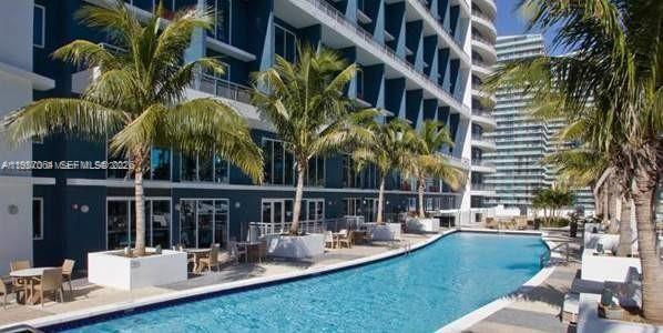 Building Photo - 60 SW 13th St