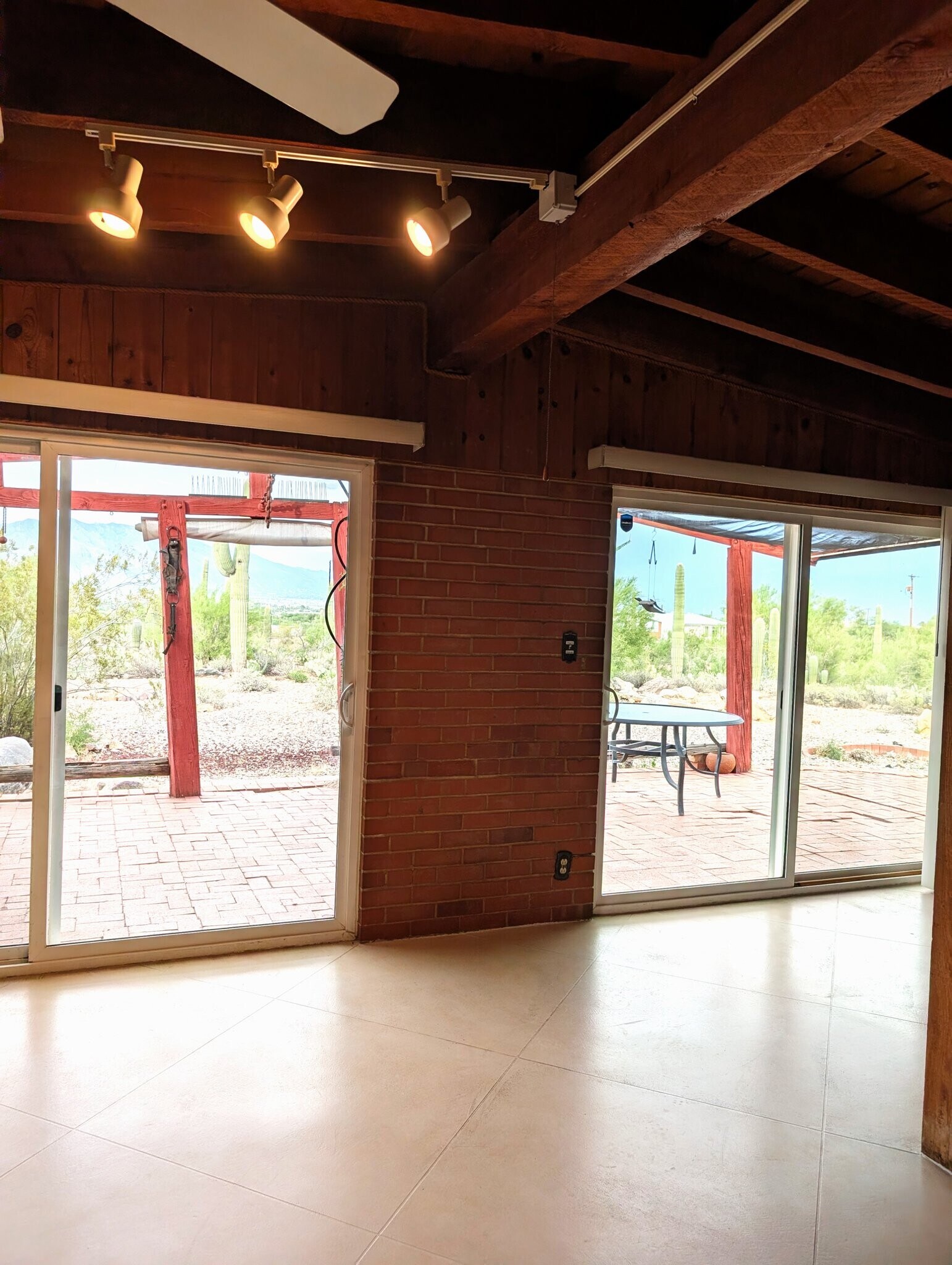 Building Photo - 4140 W Camino Pintoresco