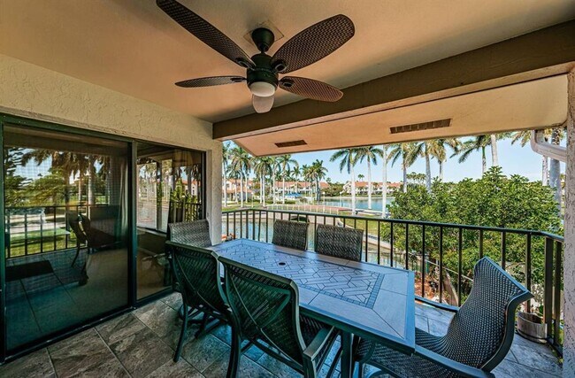 Building Photo - 6273 Bahia Del Mar Blvd S