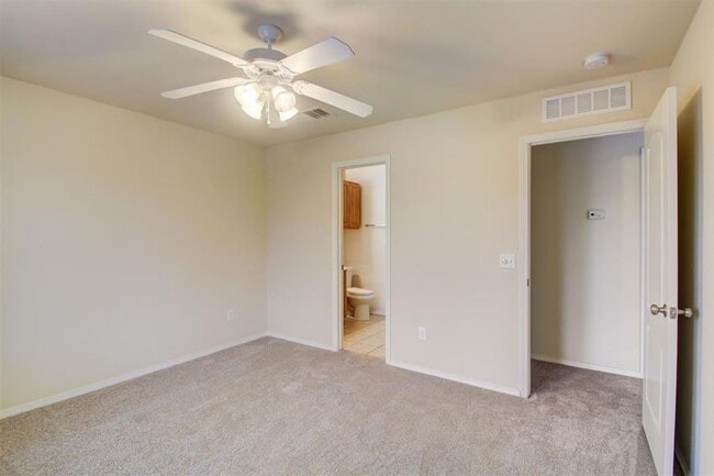 Building Photo - Amazing 3bed 2 Bath 2 Car Garage in Marble Leaf Addn Edmond OK