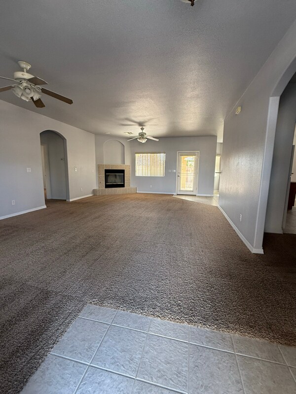 Building Photo - 2117 Buena Vista Dr