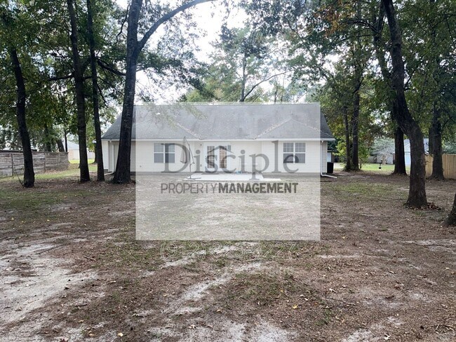 Building Photo - 295 Creekside Cir