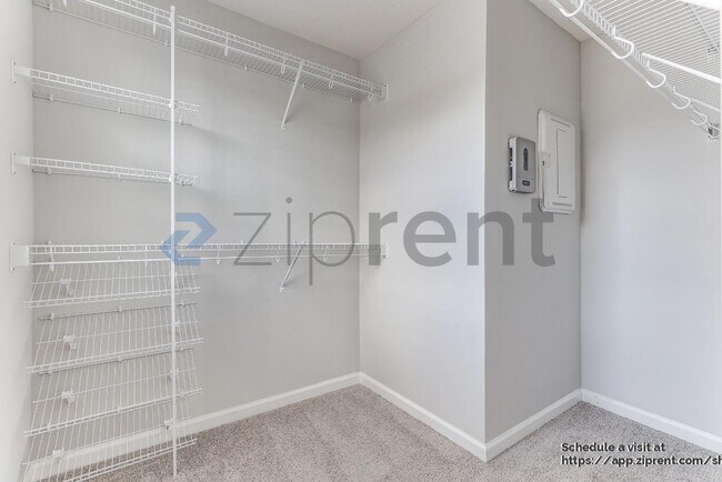 Building Photo - 432 Cape Honeysuckle Pl