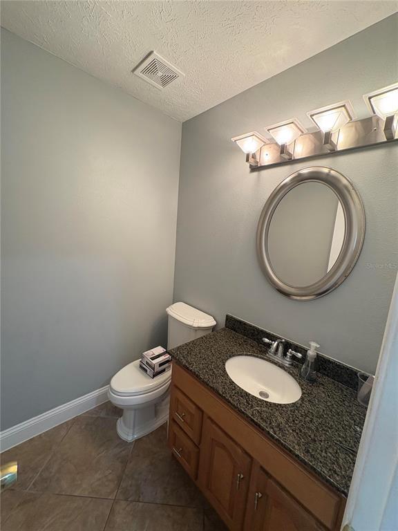 Building Photo - 3904 Sweetleaf Dr