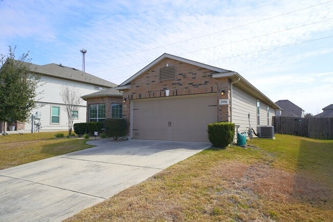 Building Photo - Beautiful home now available in the coveted Riata subdivision of Schertz, TX! Realtor Commission:...