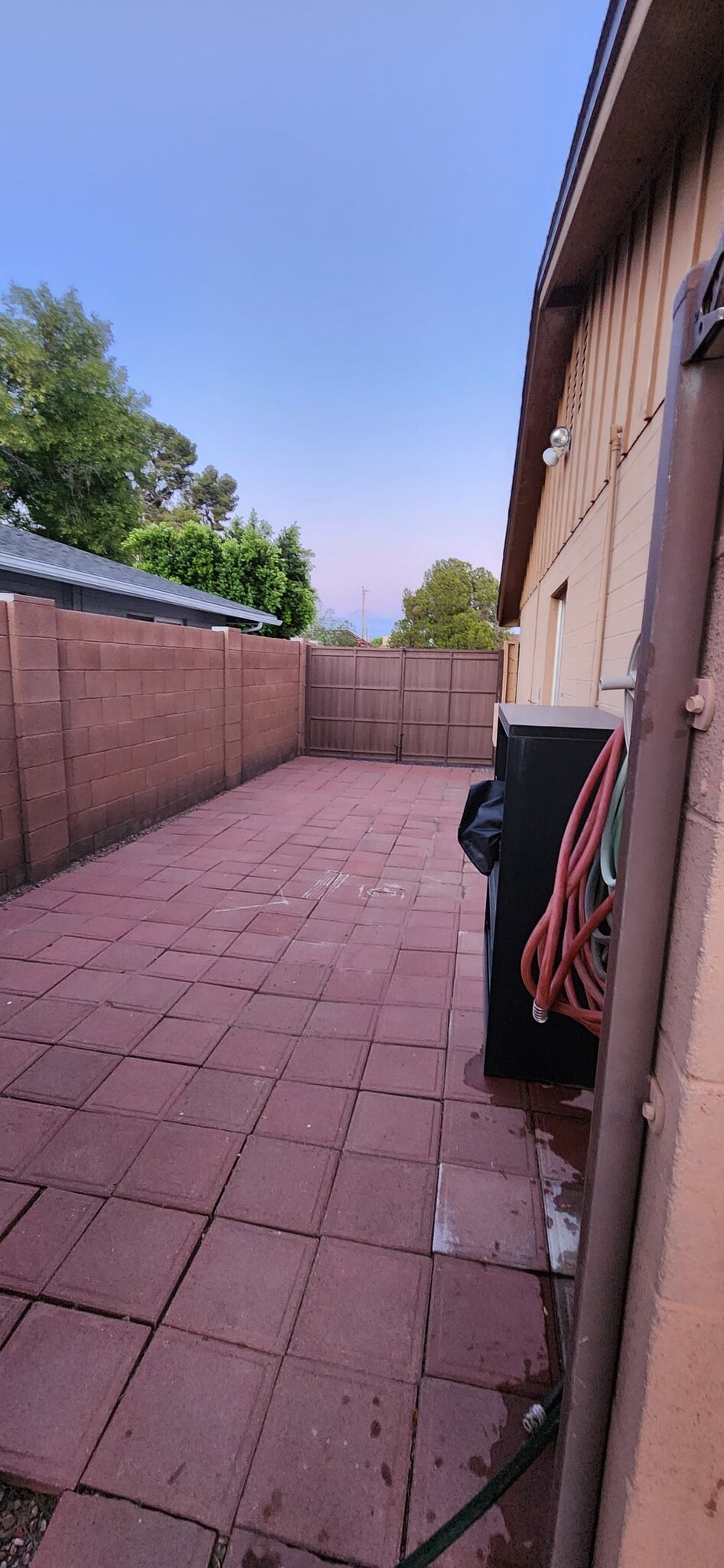 Trailer Gate2 - 3138 N 83rd St