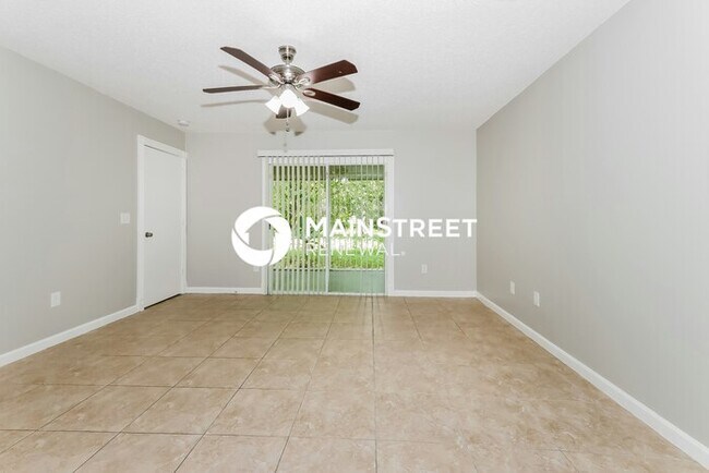 Building Photo - 3 Bedroom Pet-Friendly Home in Loxahatchee...