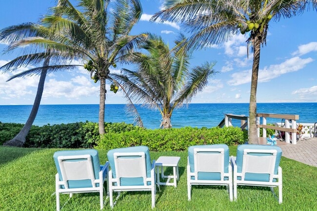 Building Photo - 1069 Hillsboro Mile