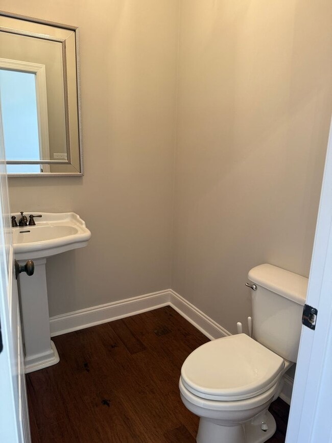 Building Photo - Well Maintained One Level Home in Gardens at Gatewood