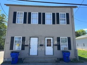 Building Photo - 829 Maple Ave