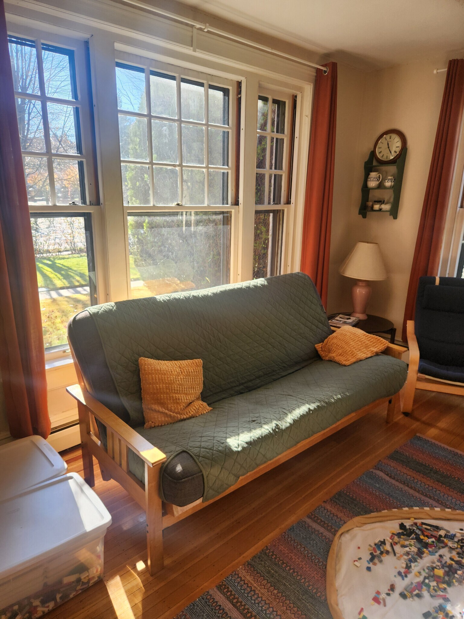 Living room - 380 Lloyd Ave