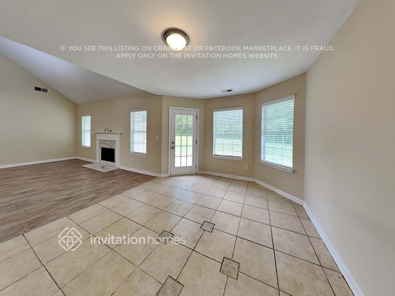 Building Photo - 9782 Sinclair Ln