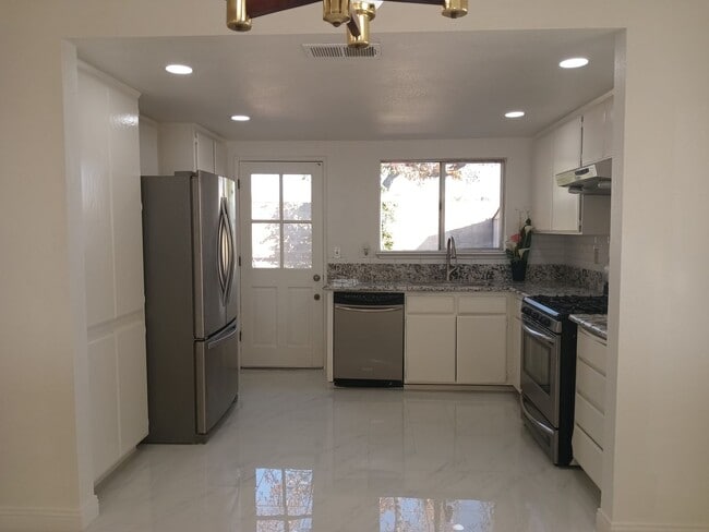 Building Photo - Price Reduced! Updated 3-Bed, 2-Bath Home ...